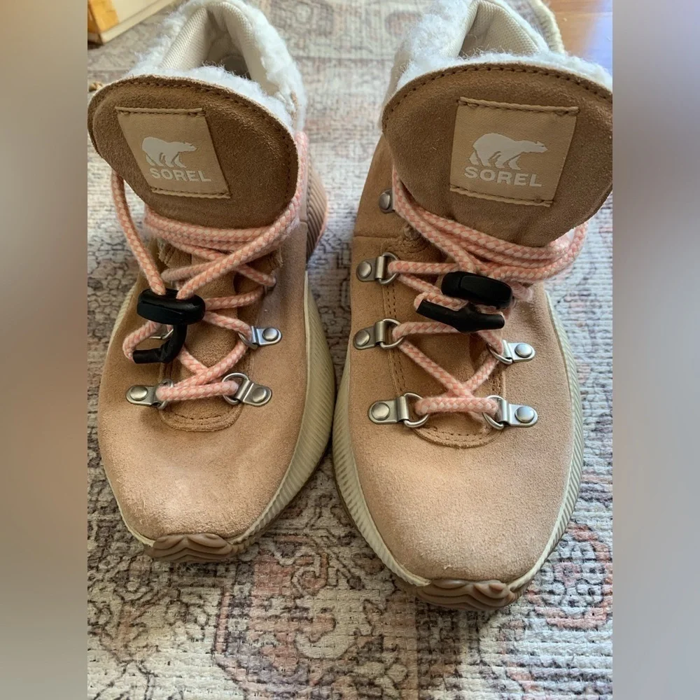 Sorel Like New Shoes Ankle Boots Brown Pink Women Size 5 Winter Boots Snow